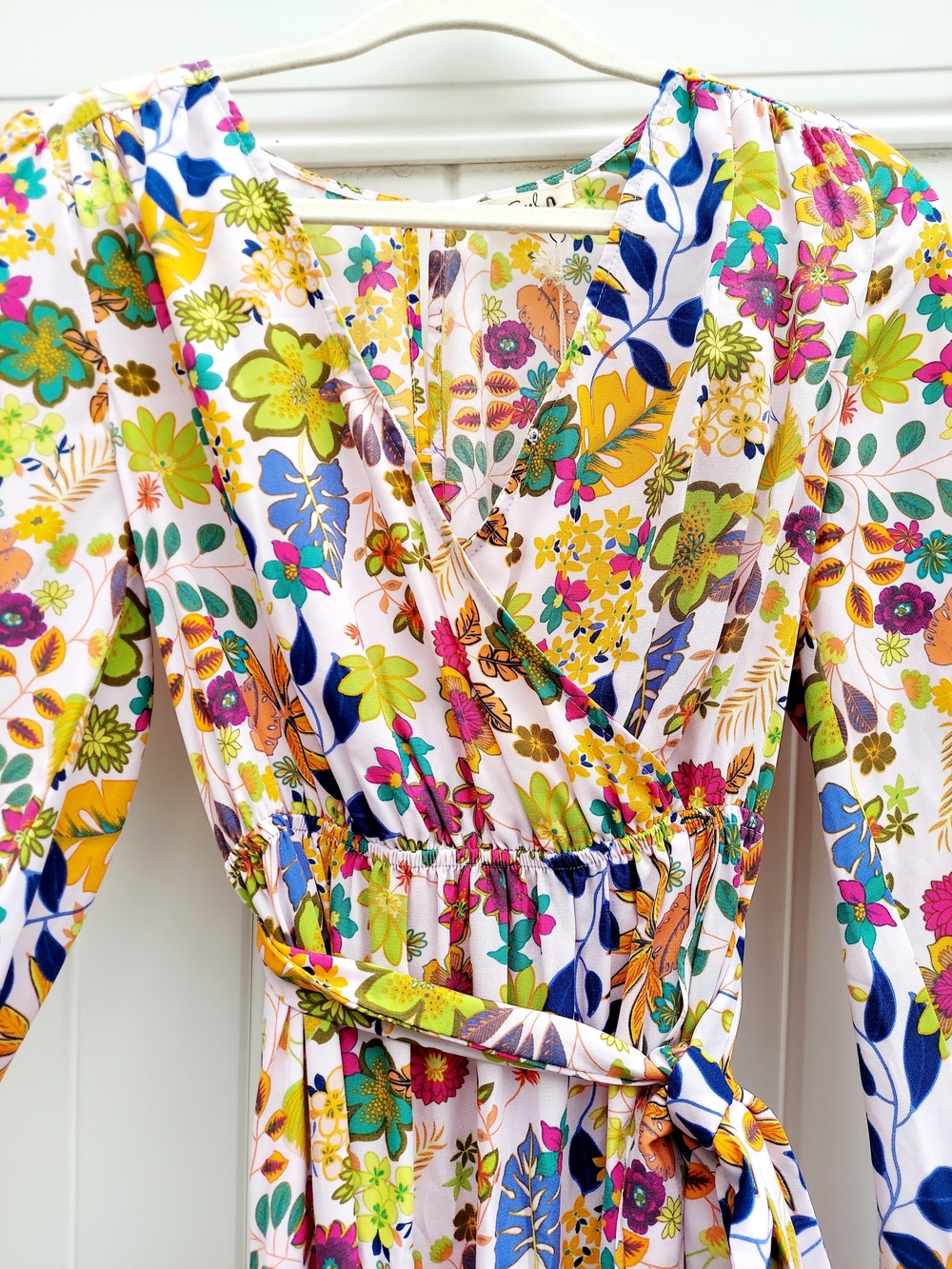 Easel Floral Wrap High Low Maxi Dress Womens Size Small NWT Boho Weddings Office - Picture 2 of 12